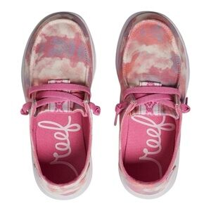 Reef Girls Cushioned Coast Sneaker in Cotton Candy.